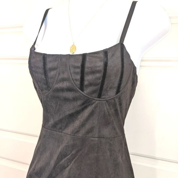 By Egreis Velvet Suede Bodycon Corset Dress - Picture 3 of 4